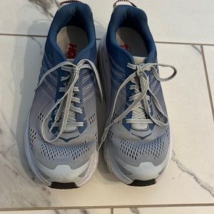 Hoka One Clifton 6